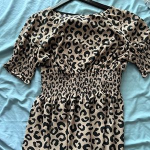 Kate spade leopard midi dress with half sleeves